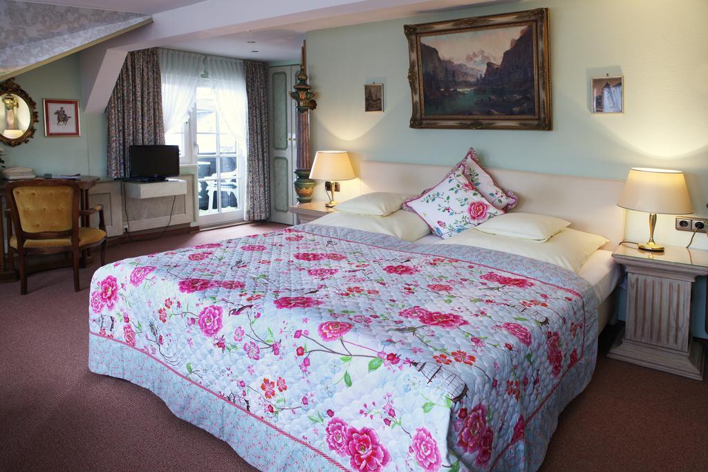 Hotel Edelweiss Garni Garmisch-Partenkirchen Room photo